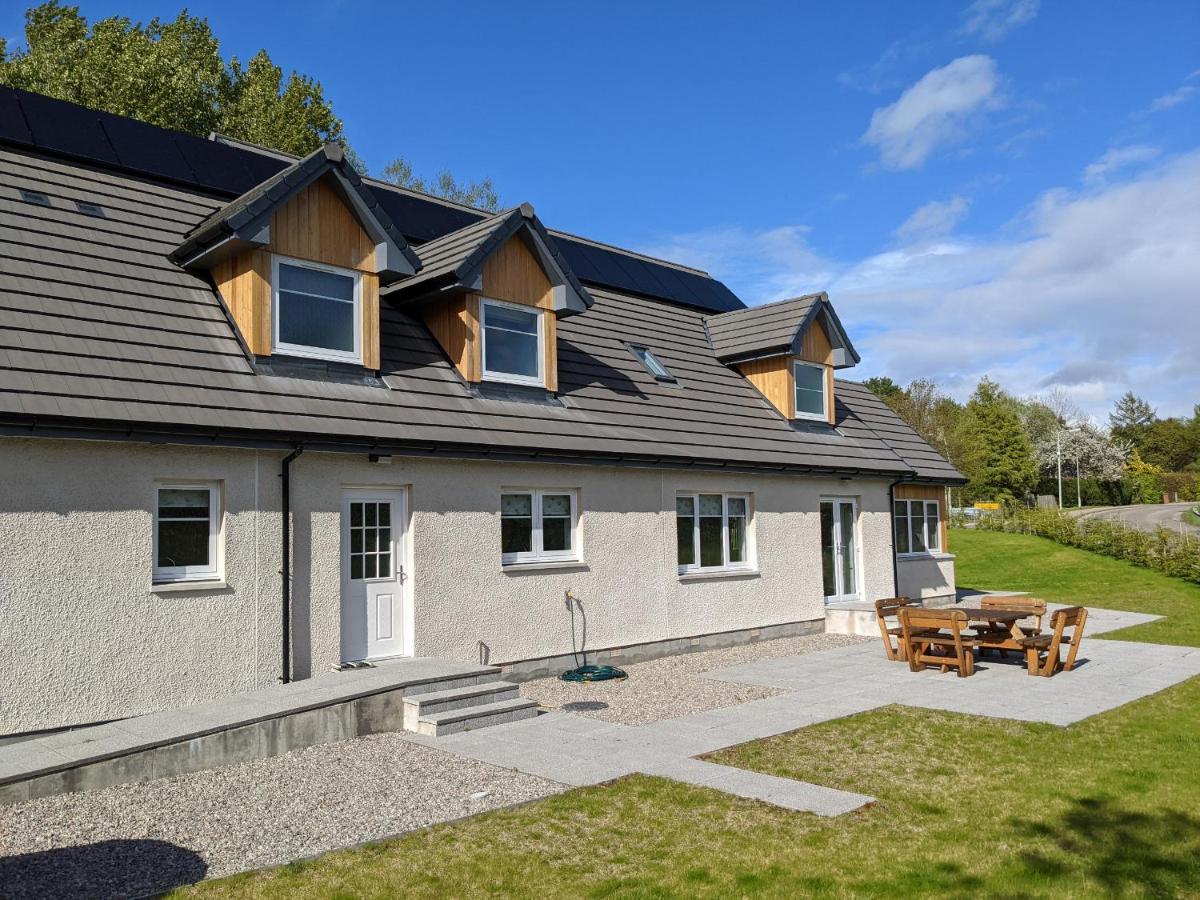 Braeside - Family Home In Nethy Bridge Exterior photo